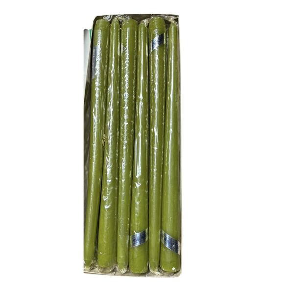 MCM Green Tapered Candles (12) NEW VTG 12” Holiday Christmas Cottage Cabin Read - Picture 3 of 6